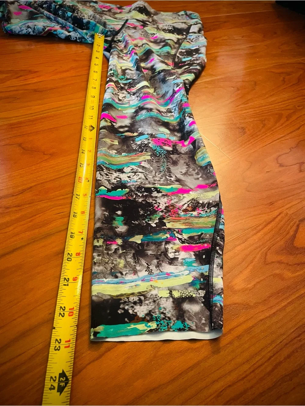 Lululemon Fast Free High-Rise 23" Crop Womens 8 Legging Paint Drift Multi Nulux - Picture 13 of 13